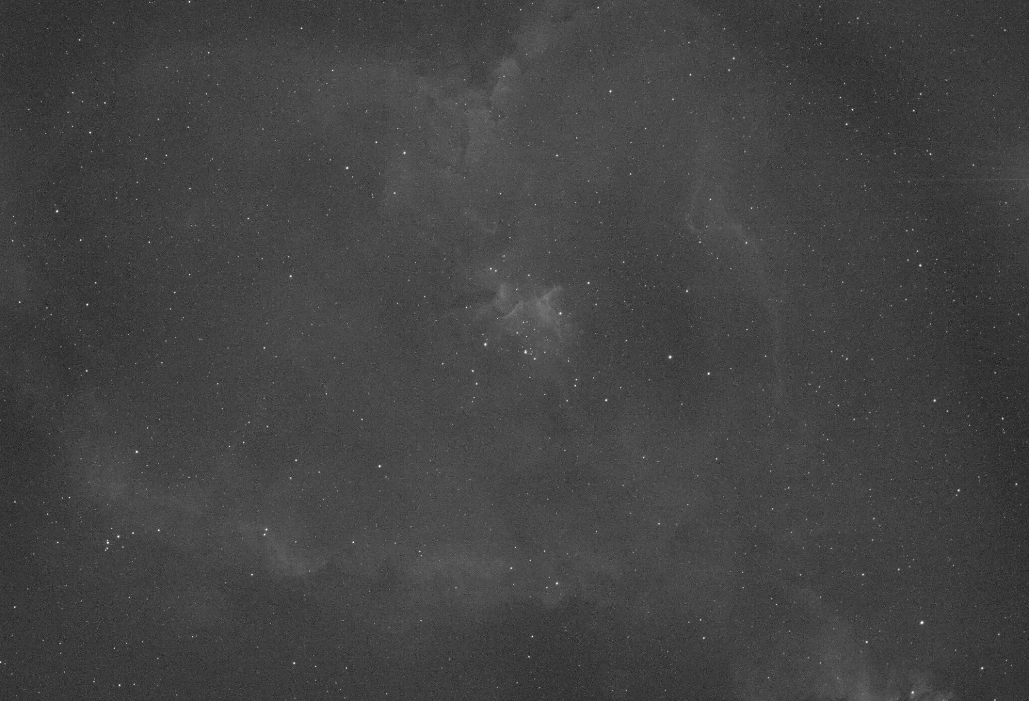  A single uncalibrated light frame. Note the amp glow on the upper right, and sensor mottling that will be corrected out. 