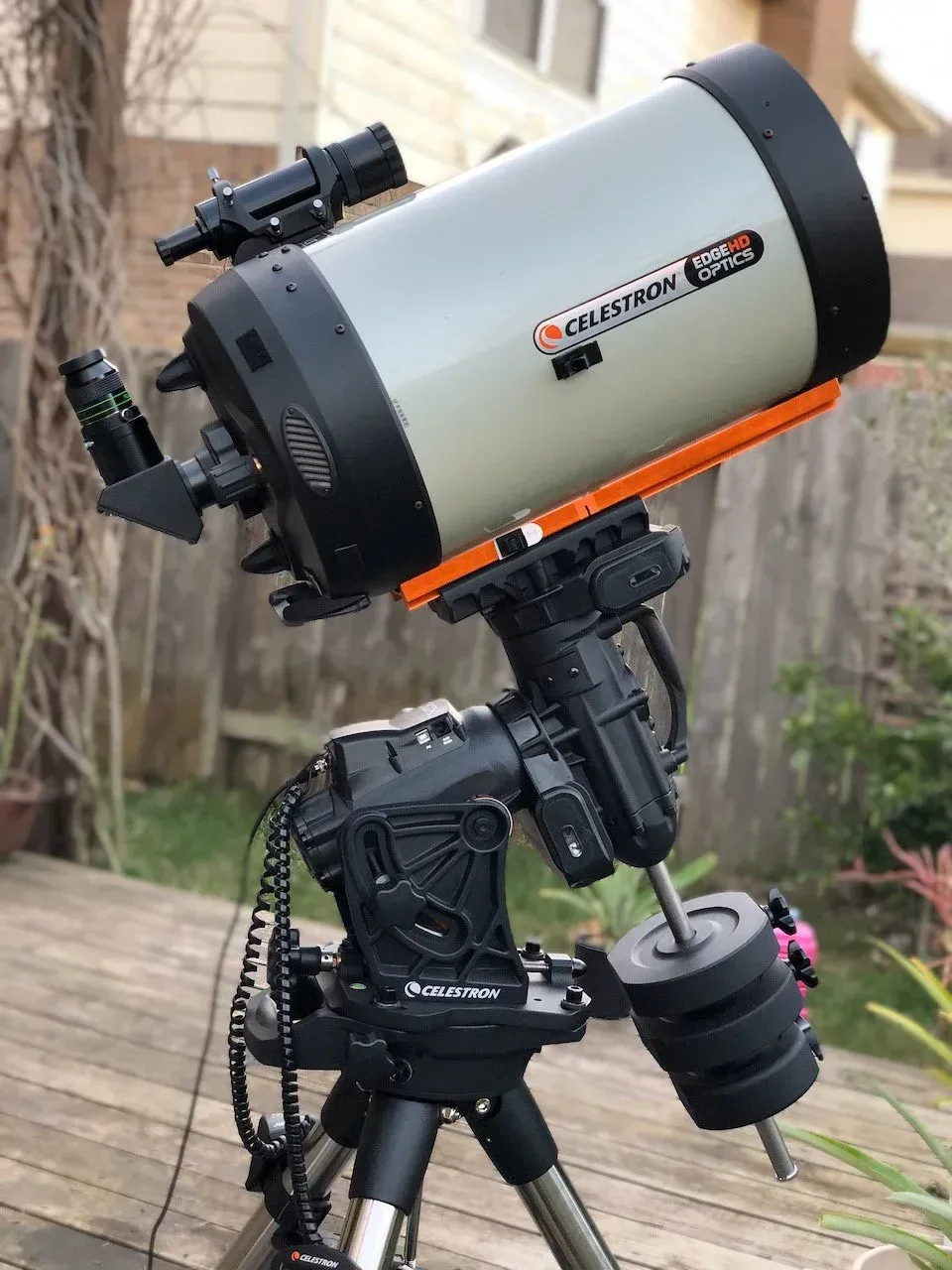  My first heavy duty mount, the Celestron CGX holding firm with the EdgeHD 11. 